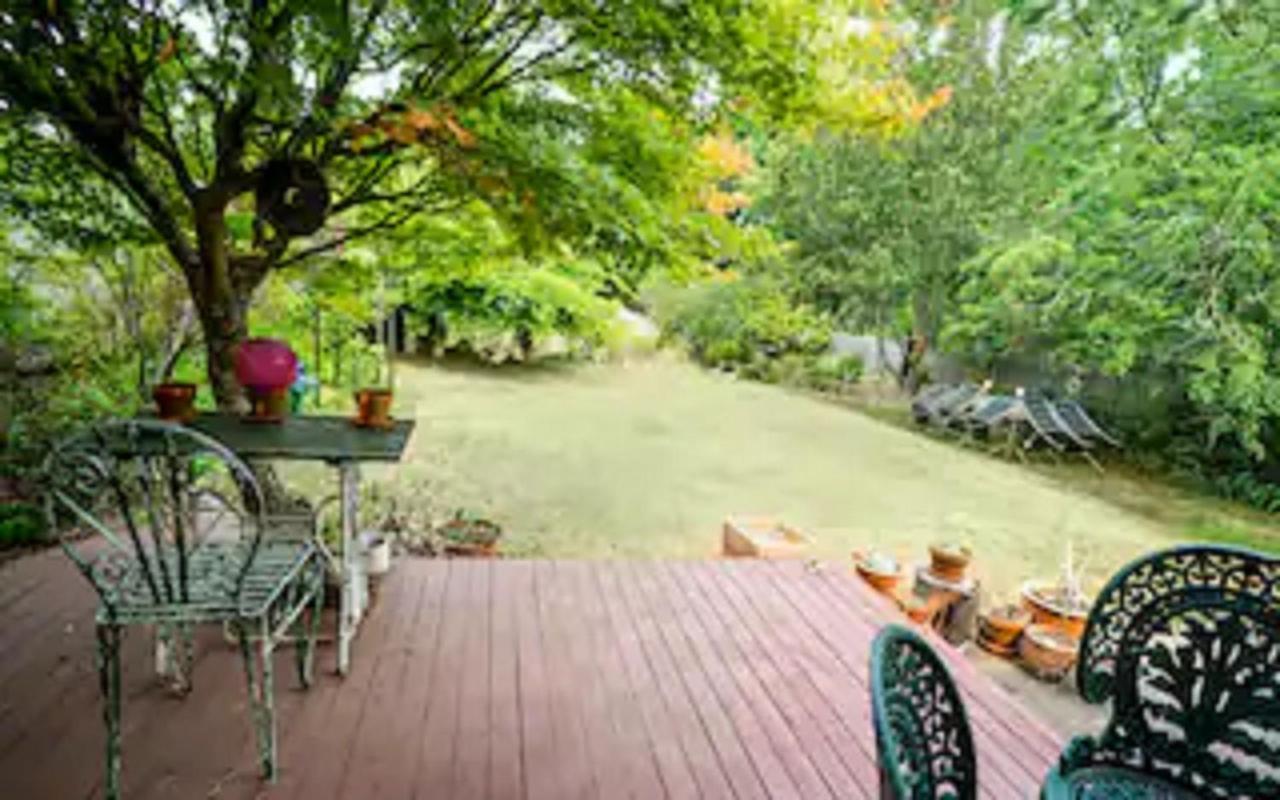 Rose Pine Cottage At ลูรา ภายนอก รูปภาพ